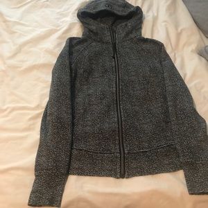 Lululemon Scuba hood grey/ black size 6